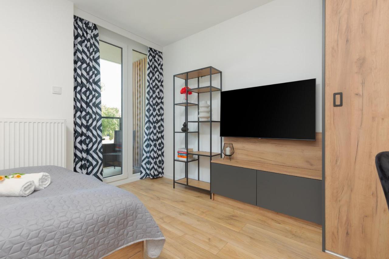 Warsaw Praga Kokoryczki Apartments With Parking By Noclegi Renters Ngoại thất bức ảnh