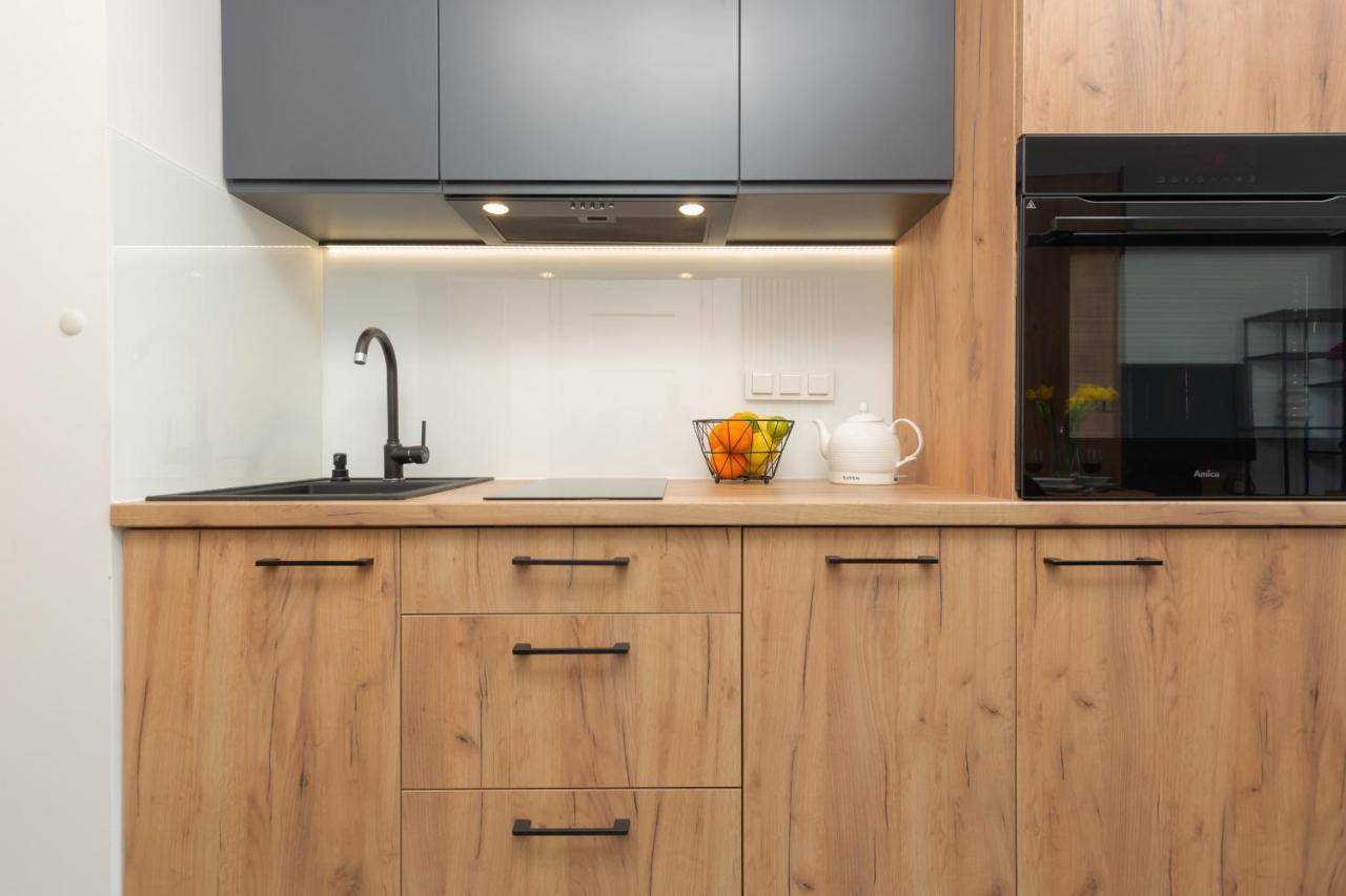 Warsaw Praga Kokoryczki Apartments With Parking By Noclegi Renters Ngoại thất bức ảnh
