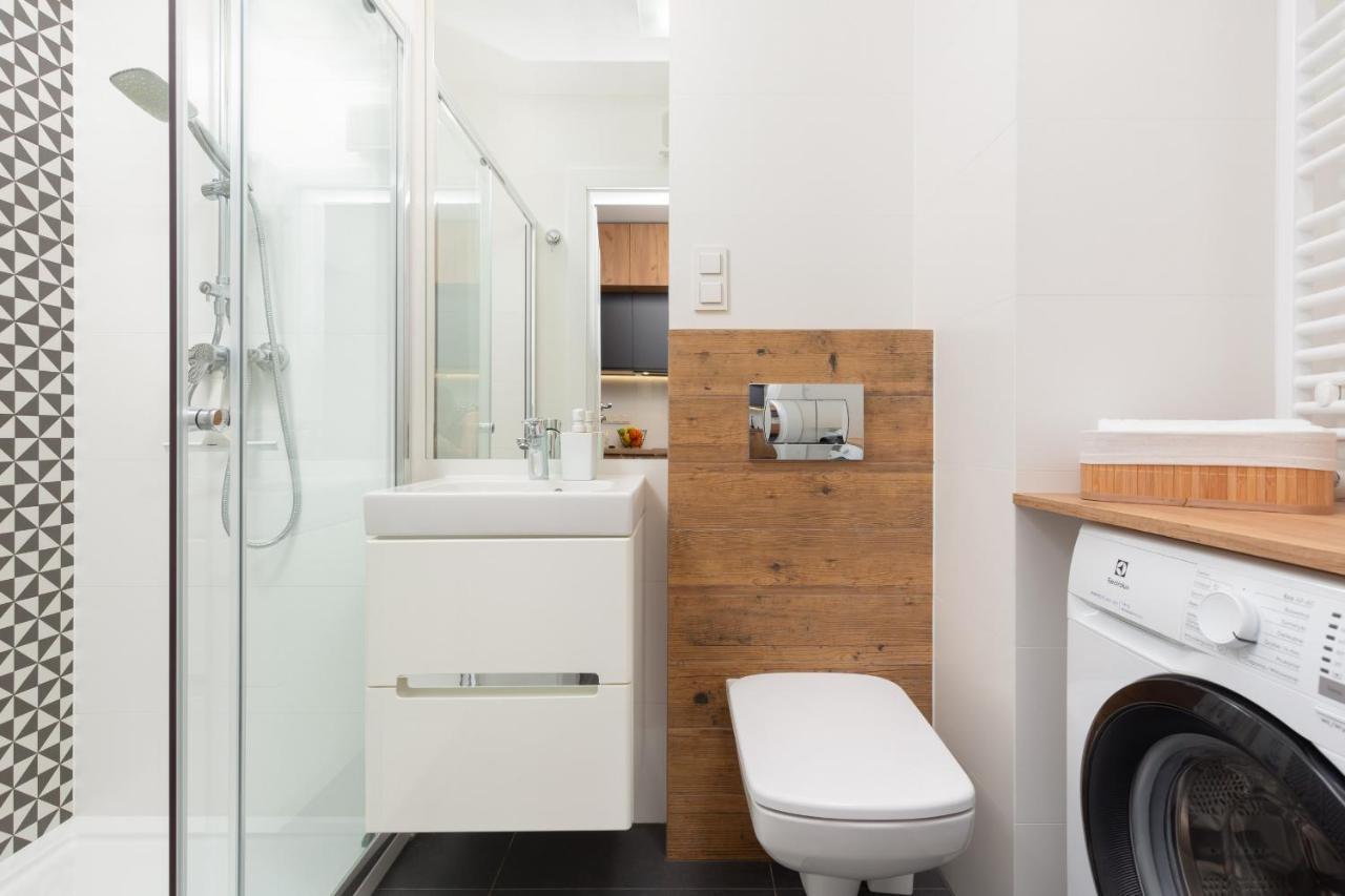 Warsaw Praga Kokoryczki Apartments With Parking By Noclegi Renters Ngoại thất bức ảnh